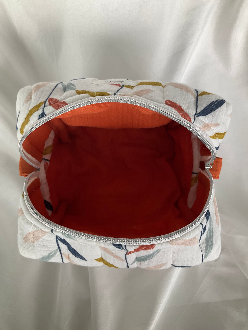Autumn Leaves Quilted Pouch.